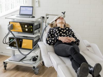 Last van een depressie of dwangstoornis? rTMS kan de uitkomst bieden - rTMS International